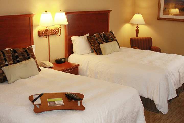 Greentree Inn & Suites Phoenix Sky Harbor Екстериор снимка