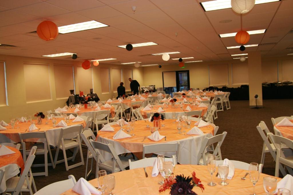 Greentree Inn & Suites Phoenix Sky Harbor Екстериор снимка